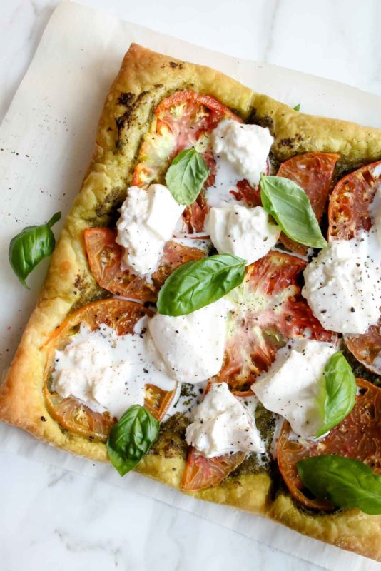 Heirloom Tomato & Burrata Tart | katiebirdbakes.com