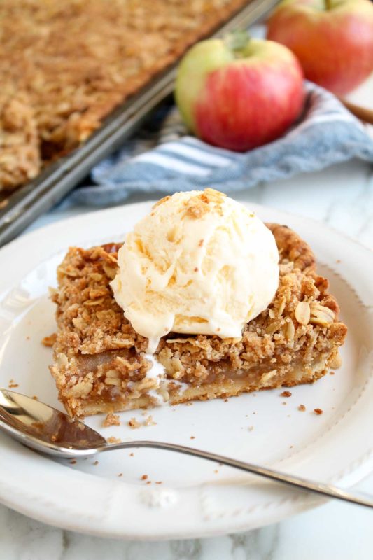 Apple Crumble Slab Pie | katiebirdbakes.com