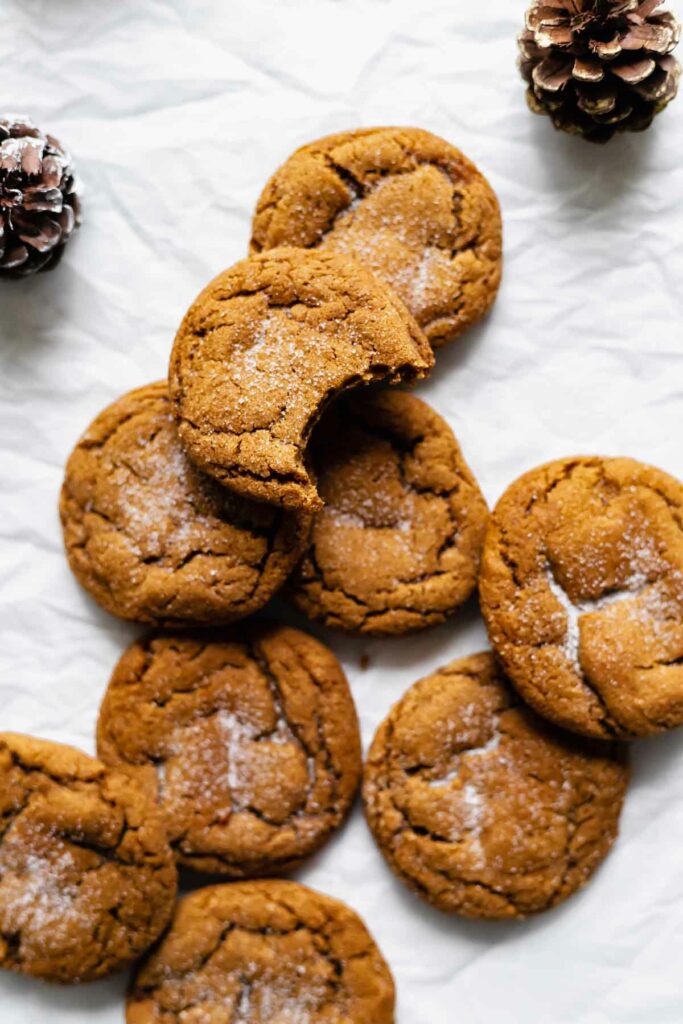 Old-Fashioned Soft Molasses Ginger Crinkle Cookies | katiebirdbakes.com