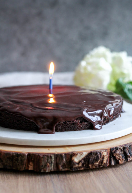 Single Layer Chocolate Cake with Chocolate Ganache | katiebirdbakes.com