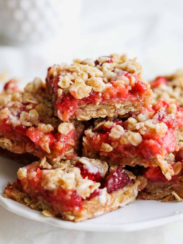 Strawberry Crumble Bars