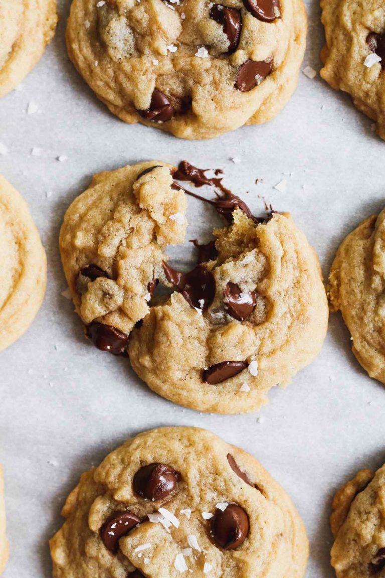 Easiest Chocolate Chip Cookies | katiebirdbakes
