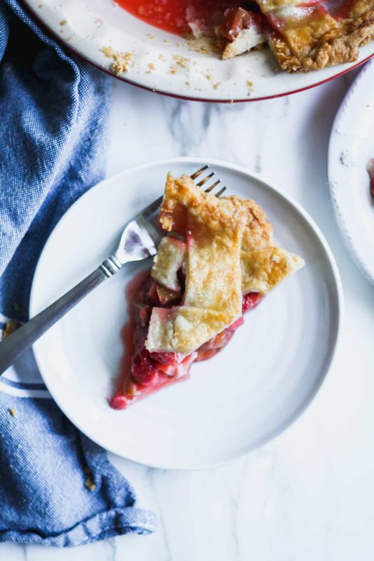 Strawberry Rhubarb Pie | katiebirdbakes