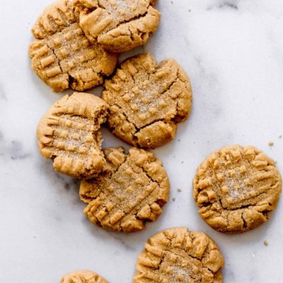 The Easiest Peanut Butter Cookies