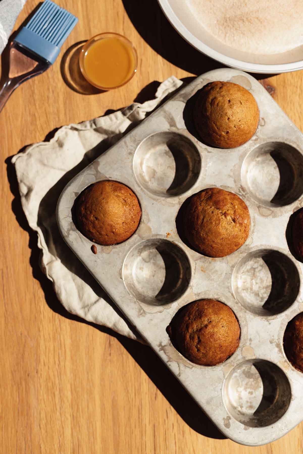 Baked tall muffins